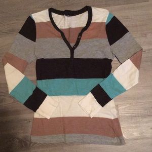 Super cute rue 21 long sleeve shirt